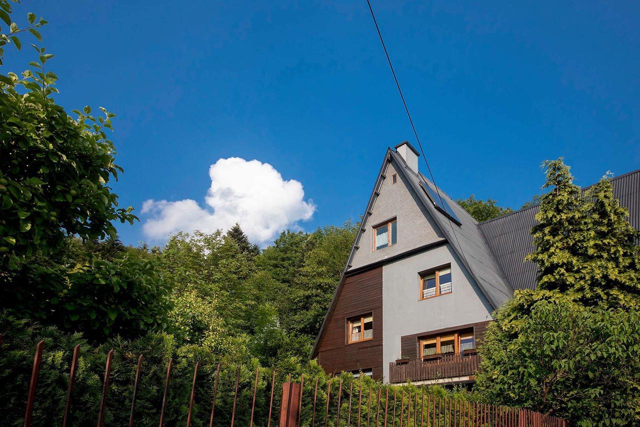 Willa Karolinka Stróża Myślenice Exterior foto